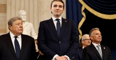 Con trai út Tổng thống Trump cứu bạn ở Anh nhờ cuộc gọi khẩn cấp từ Mỹ