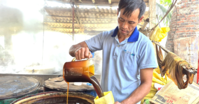 Kiếm tiền mát tay, người dân Thanh Hóa rủng rỉnh sắm Tết nhờ vụ mía cuối năm