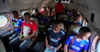 Việc trao trả tù binh mở ra hy vọng hạ nhiệt xung đột Thái Lan – Campuchia