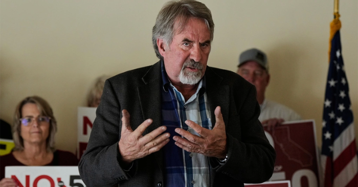 Nghị sĩ Cộng hòa đại diện bang California qua đời