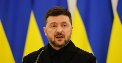 Điện Kremlin tiếp tục mời Tổng thống Zelenskyy tới Moscow đàm phán hòa bình