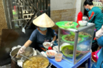 Bún chửi Hà Nội khiến khách sốc vì ép mua chỗ