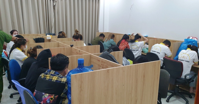 Lừa vay lãi suất 0 đồng: Nhóm chiếm đoạt 4,3 tỷ lĩnh án tù