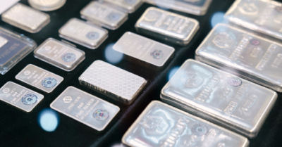 Giá bạc trong nước và thế giới đồng loạt lập đỉnh lịch sử vào phiên sáng 29/1