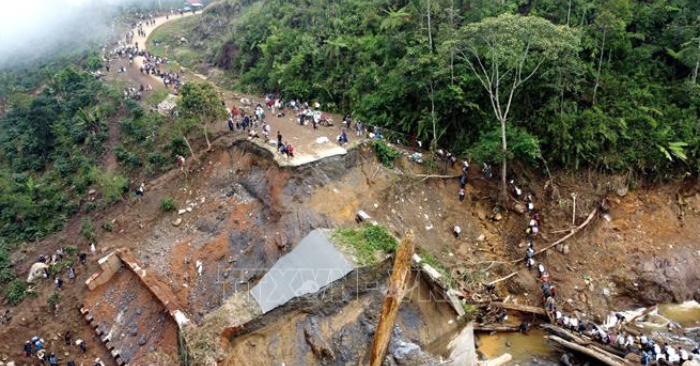 Lũ quét tại Bắc Sulawesi khiến ít nhất 14 người thiệt mạng, hàng trăm người phải sơ tán