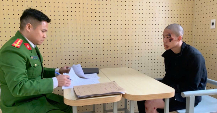 Tạm giữ hình sự đối tượng “thông chốt” lao xe vào CSGT tại Phú Thọ