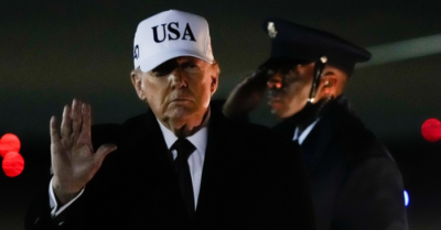 Trump tạm hoãn hành động quân sự với Iran để thăm dò thông điệp từ Tehran