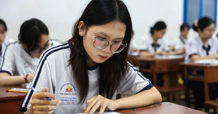 Giảm điểm cộng tuyển sinh: Dự kiến bỏ xét riêng học bạ từ 2026