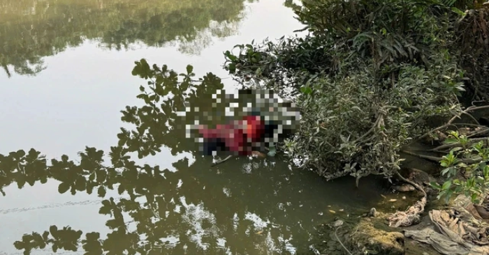 Phát hiện thi thể nam giới mặc áo in “Ban Chỉ huy Quân sự phường Phú Lâm” trôi trên sông Rạch Chiếc