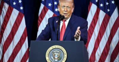 Trump đe dọa giáng đòn Iran giữa biểu tình