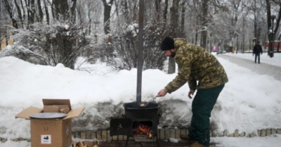 Cách người Ukraine chống chọi giá rét giữa khủng hoảng năng lượng