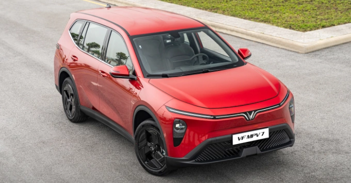 VinFast Limo Green phiên bản 'biển trắng' có giá 819 triệu đồng