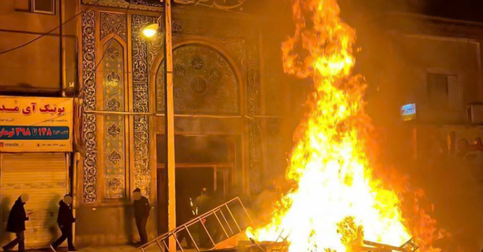 Vì sao Iran bùng nổ biểu tình rầm rộ suốt nhiều ngày?