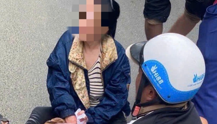 Bắt giữ nghi phạm dùng dao đâm bạn của mẹ tử vong