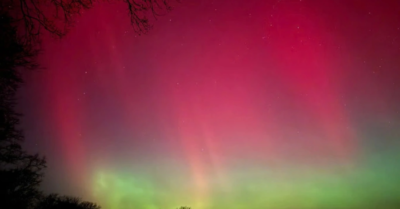 Bầu trời Anh rực sáng bởi cực quang hiếm gặp, cơ quan khí tượng phát cảnh báo bão địa từ