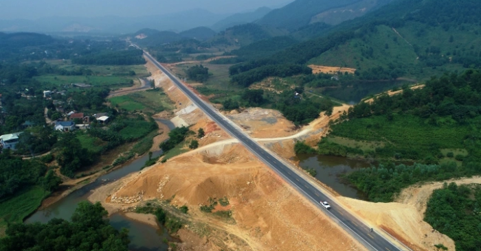 Đề xuất đầu tư cao tốc 305 km nối Mộc Châu – Điện Biên qua Sơn La