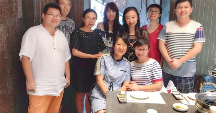 Lớp trưởng bị ép thanh toán hóa đơn hơn 56 triệu đồng trong buổi họp lớp