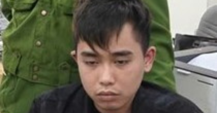 Đâm người vì bạn gái bị đuổi việc – Thanh niên 2004 đâm bạn trai chủ quán