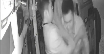 Nhân viên nhà xe bị đánh dã man khi ngăn lục soát xe