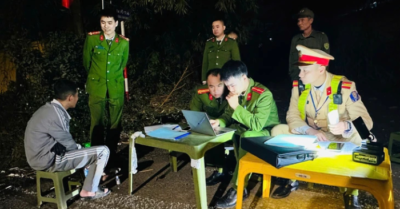 Thái Nguyên: Một tài xế tông cảnh sát giao thông để né kiểm tra nồng độ cồn