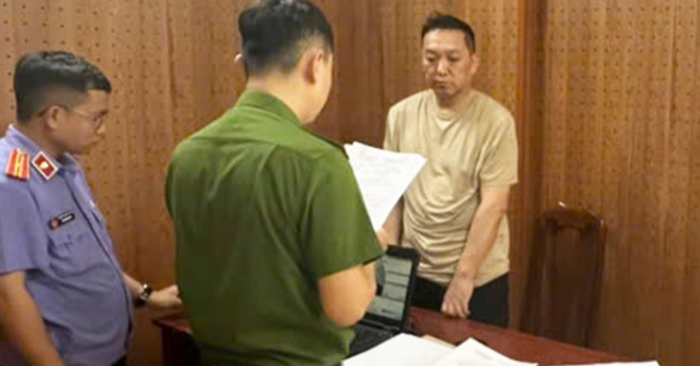 Khởi tố người nước ngoài trộm tiền của khách tại nhà hàng Đà Nẵng