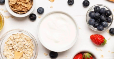 Lựa chọn thực phẩm trước khi uống rượu để bảo vệ sức khỏe