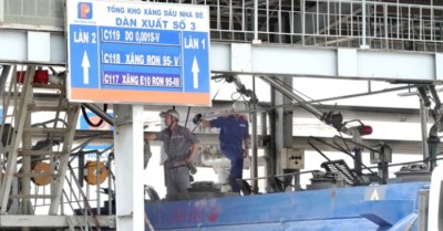 Việt Nam đẩy mạnh lộ trình xăng sinh học E10 trước thách thức từ thị trường
