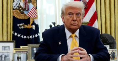 Tổng thống Trump cảnh báo điều thêm biên đội tàu sân bay thứ hai đến vùng biển Iran