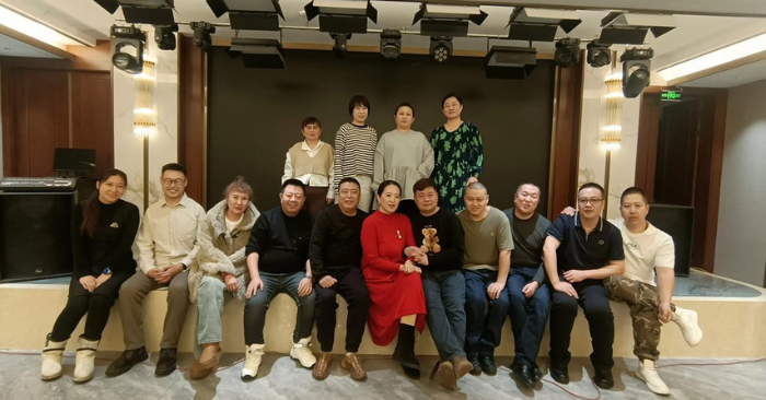 Họp lớp – người bạn giàu nhất và hóa đơn 35 triệu đồng