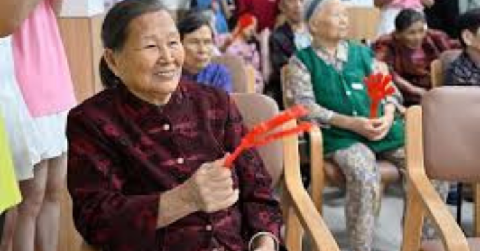 Tài sản — Cụ ông 93 tuổi để lại hàng chục tỷ đồng và 5 căn hộ cho hàng xóm