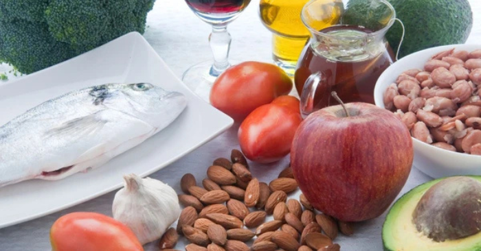 Kiểm soát mỡ máu: Ăn gì giúp ổn định sức khỏe ngày Tết?