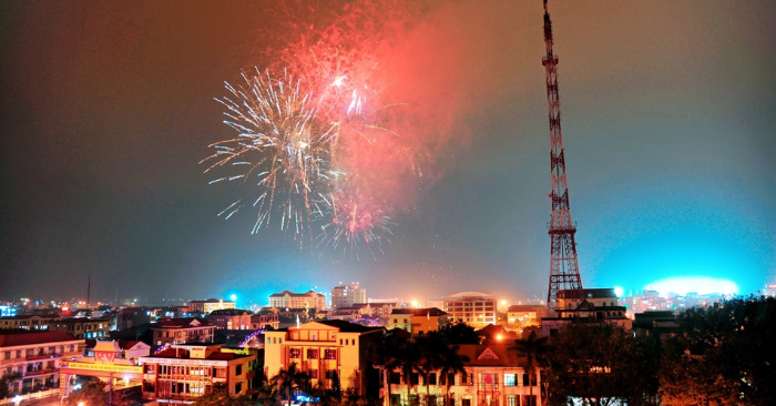 Ninh Bình bắn pháo hoa