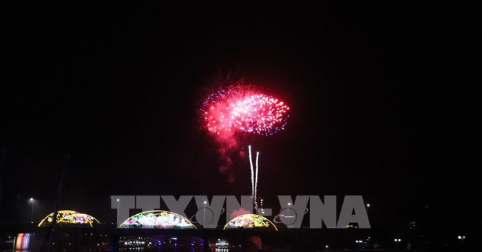 Cần Thơ bắn pháo hoa Giao thừa 2026