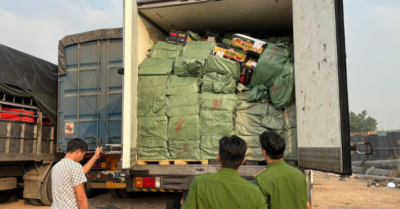 Ngăn chặn gần 29 tấn lạp xưởng, thịt bẩn chuẩn bị tung ra thị trường TPHCM dịp Tết