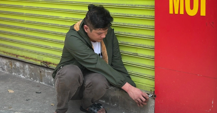 Bắt nghi phạm đột nhập cửa hàng, trộm 51 điện thoại ở TPHCM