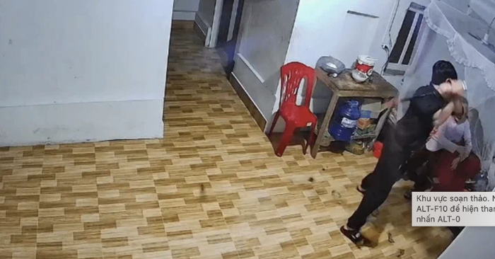 Clip người đàn ông đánh mẹ ruột, chị gái ở Nghệ An gây phẫn nộ tối mùng 3 Tết