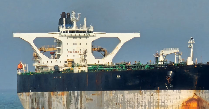 Mỹ mở cửa hạn chế cho dầu Venezuela