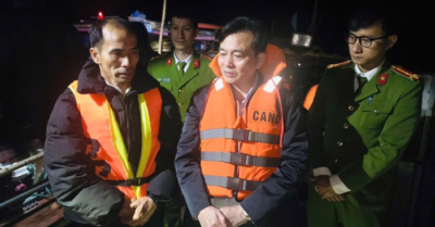 Khẩn trương điều tra vụ lật tàu ở hồ Thác Bà