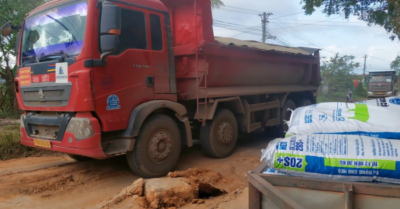 Chủ tịch tỉnh yêu cầu xử lý xe thi công sân bay Phù Cát “băm nát” tỉnh lộ