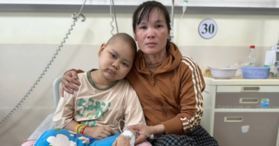 Người mẹ dân tộc Tày nghèo khó cầu xin cộng đồng cứu con gái