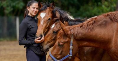 Nữ kỵ sĩ Nga và giấc mơ gây dựng văn hóa cưỡi ngựa ở Đà Nẵng