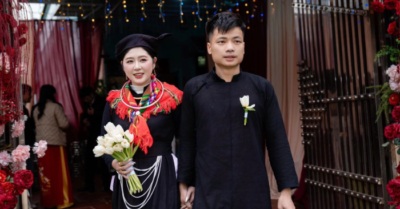 Cô dâu Cao Bằng xinh như hoa hậu, diện áo người Tày ngày cưới gây sốt