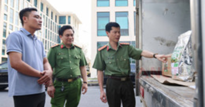 Vợ chồng lập 4 công ty sản xuất phân bón giả, bán hàng qua TikTok