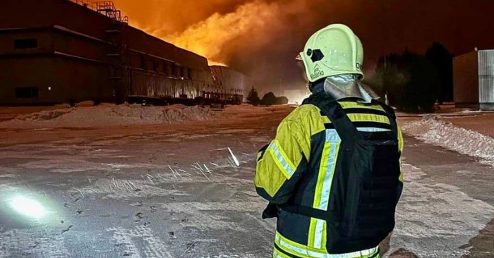 Nga tập kích rung chuyển Ukraine, Ba Lan đóng cửa 2 sân bay