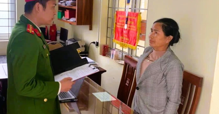 Mâu thuẫn tranh chấp đất đai kéo dài, một phụ nữ ở Thanh Hóa lợi dụng lúc gia đình cúng bái nhập đồng đã dùng hung khí tấn công mẹ chồng, chị dâu và một cháu nhỏ, gây thương tích