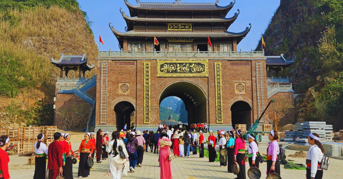 Thung Ui Ninh Bình: Từ thung lũng bí ẩn đến đàn tế trời