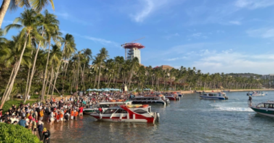 Cáp treo Hòn Thơm gặp sự cố điện, huy động hàng chục canô sơ tán 8.000 khách