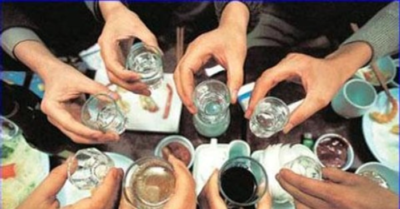 Uống rượu tự ngâm, 2 người tử vong tại Đồng Tháp