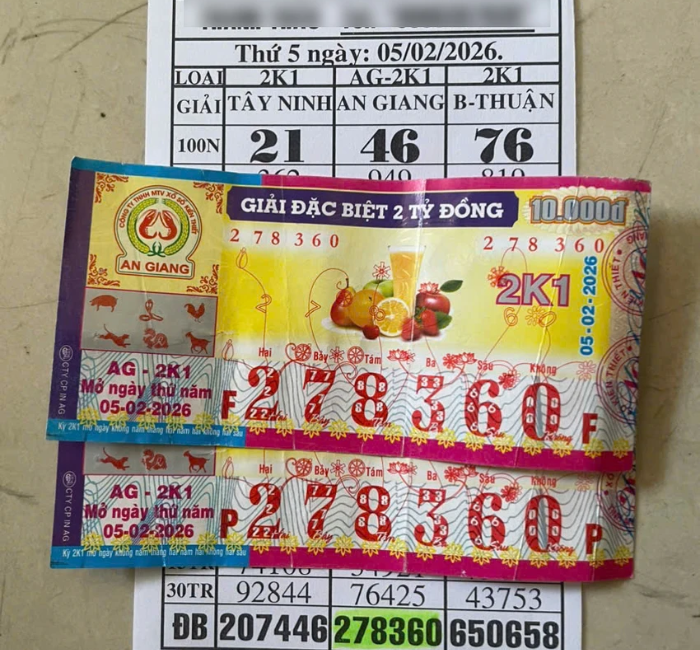 thợ hồ trúng số đặc biệt