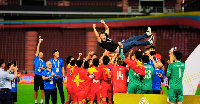 Nhập tịch cầu thủ và bước ngoặt mới của đội tuyển Việt Nam